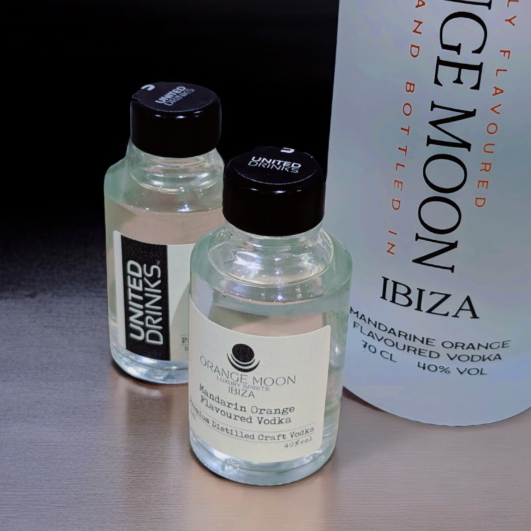 Orange Moon Ibiza Mandarin Miniature 5cl 40% ABV