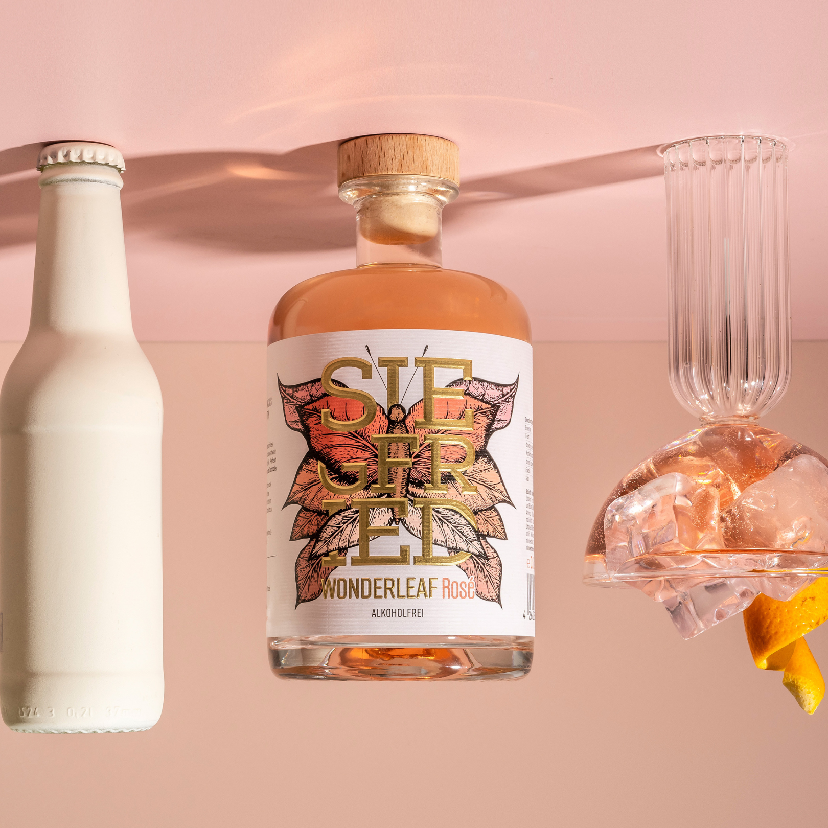 Siegfried Wonderleaf Rosé Gin Alternative Spirit 50cl 0%